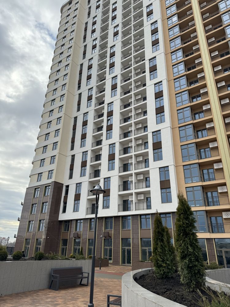 2-х комнатная квартира на Краснова, Кадорр Сити / Kadorr City