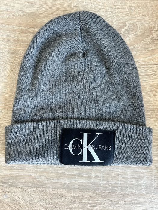Шапка Calvin Klein