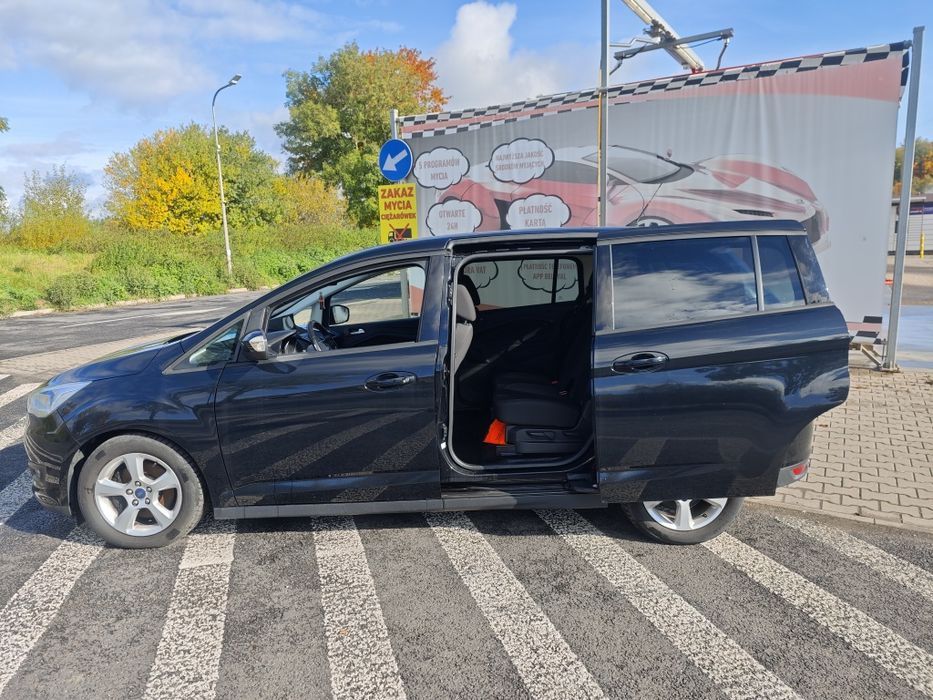 Ford C-Max Grand 1.0 EcoBoost 125 KM • 5-osobowy • 128 000 km