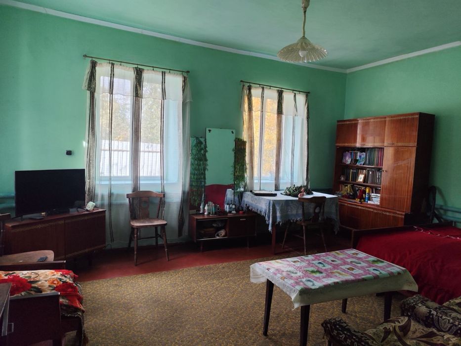 Продаем кирпичный дом Криворожский район, с. Червоне