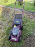 Kosiarka z napedem z silnikiem Briggs&Stratton