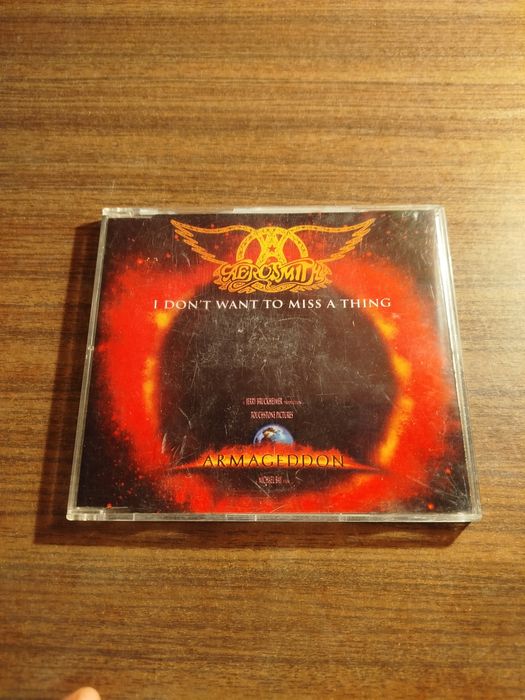 AEROSMITH Bon Jovi Фирменные Компакты ЦЕНА ЗА ВСЁ