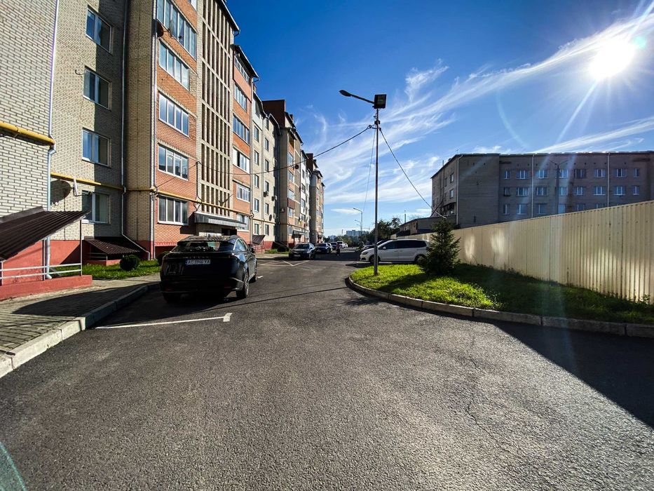 Продається стильна трикімнатна квартира