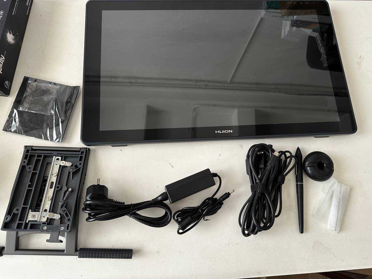 Tablet graficzny Huion Kamvas 22