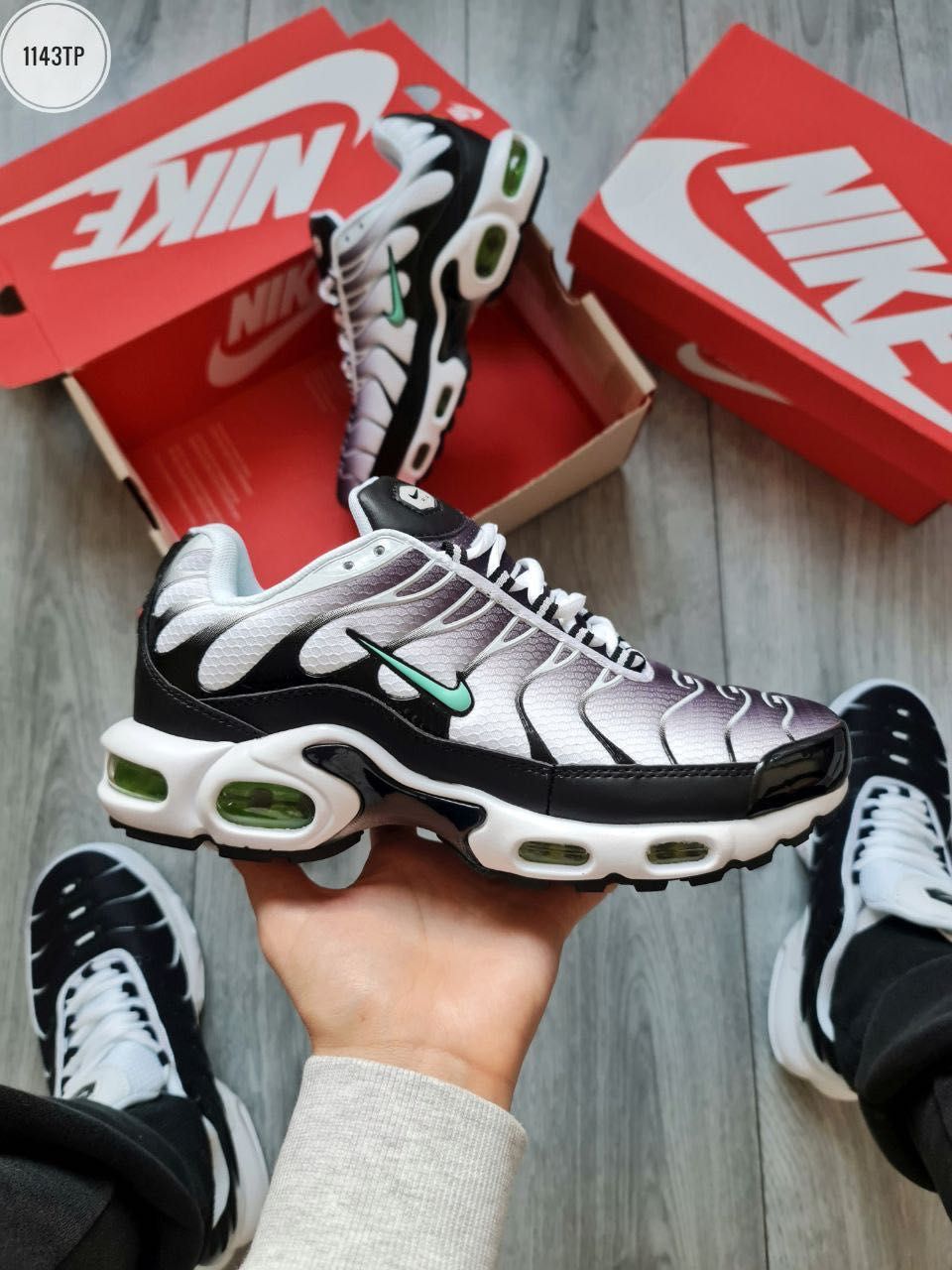 Мужские кроссовки Nike Air Max Plus Tn BLACK/WHITE/MINT. 41-45