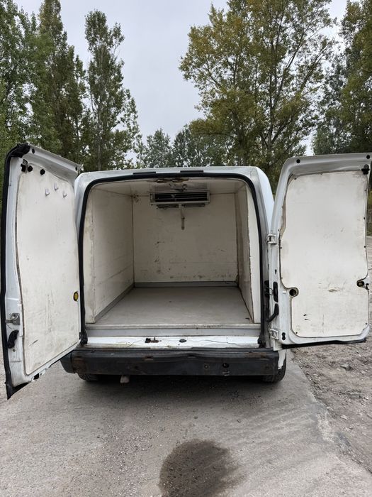 Ford transit Connect lodówka diesel samochód Sprawny jeżdżący