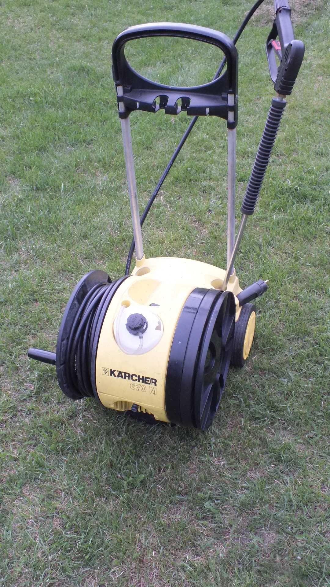 Myjka ciśnieniowa Karcher 670 M