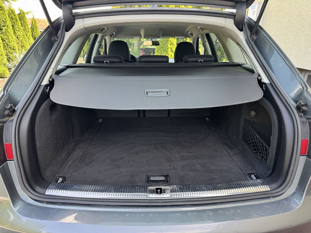 Audi A4 B8 LIFT 2.0 TDI 150KM *automat*ledy*navi*zarej.PL*