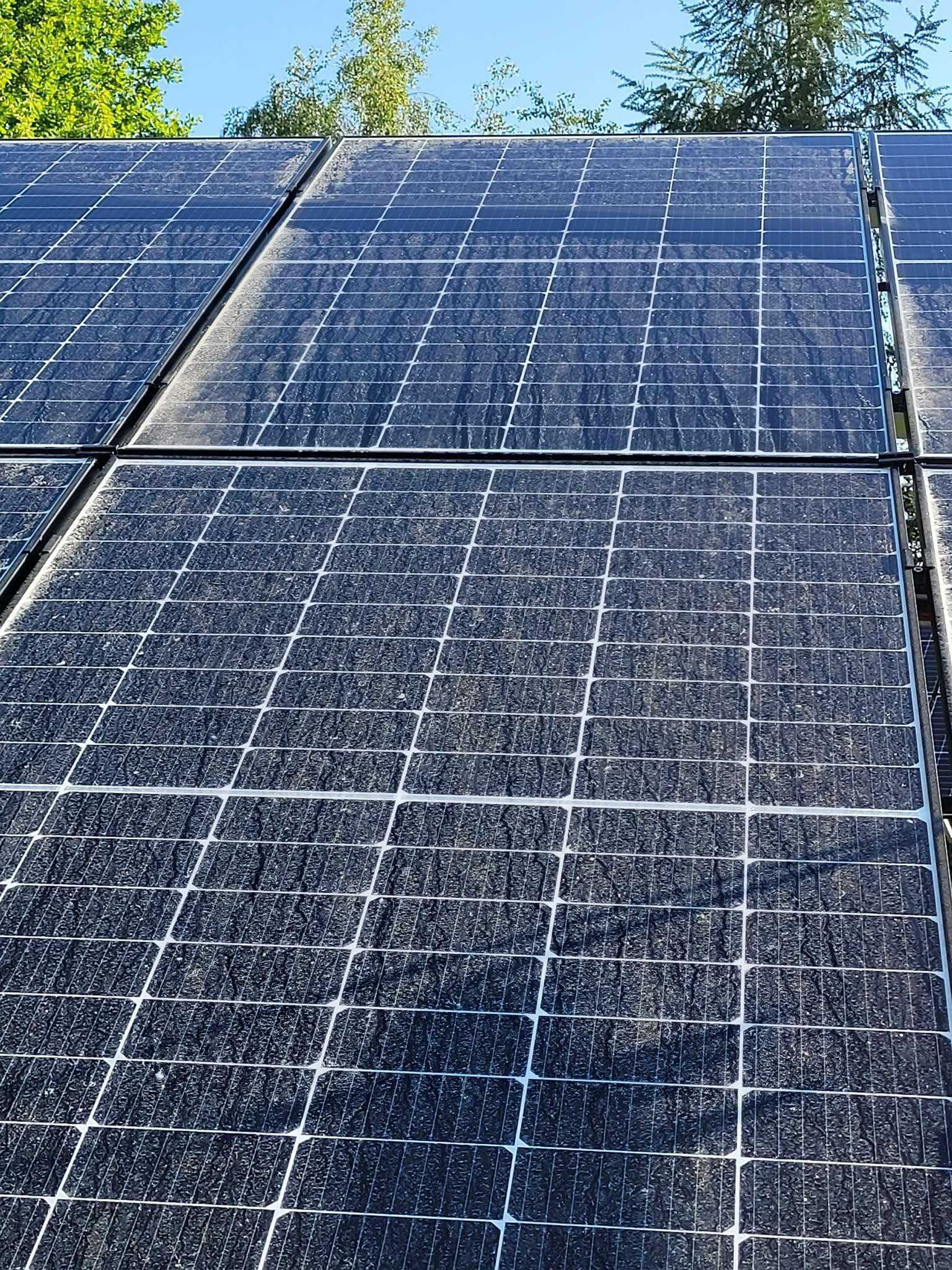Mycie paneli fotowoltaicznych, szyb i elewacji wodą demineralizowaną