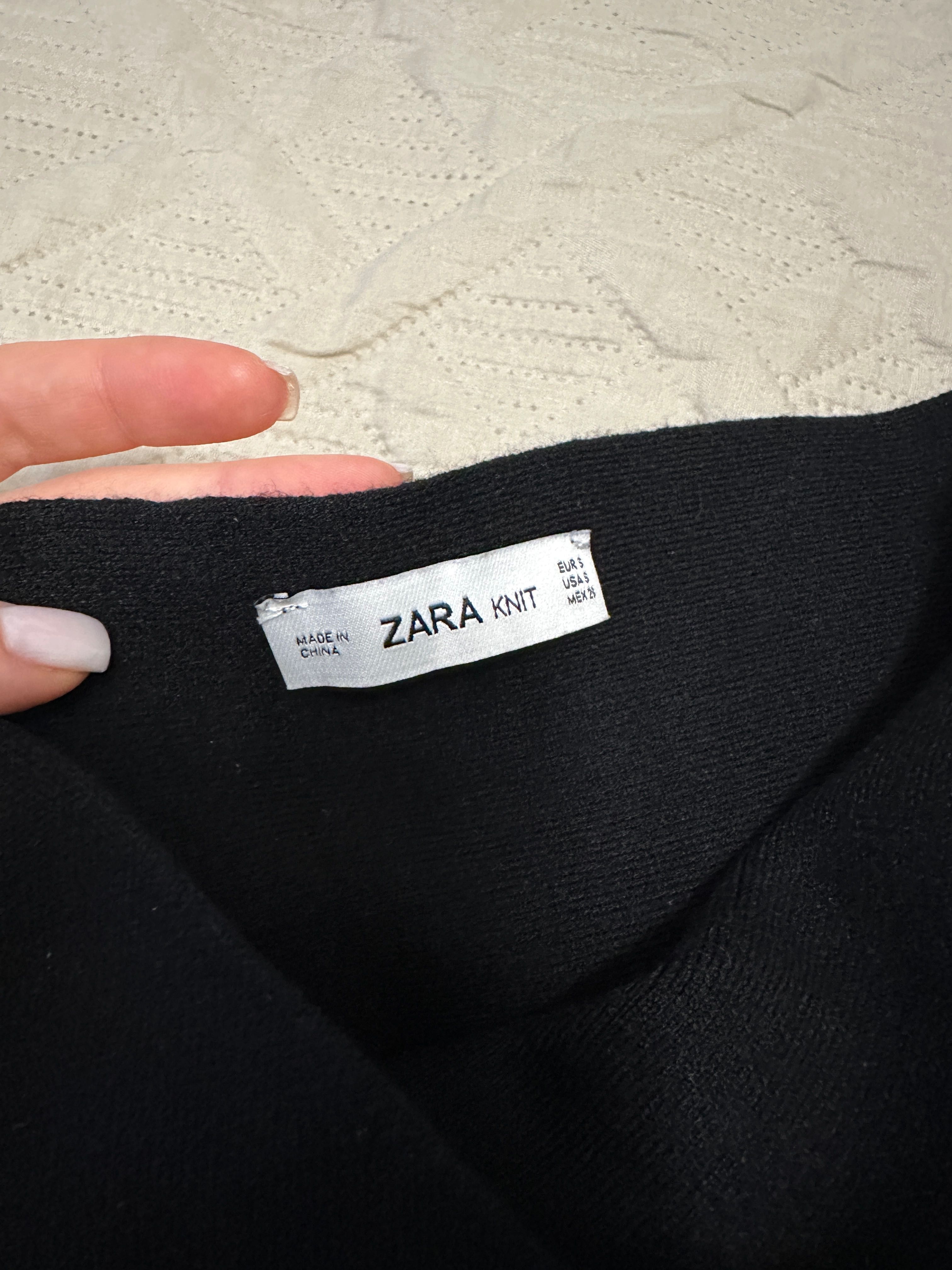 Ciepła spódnica Zara Knit ze złotym łańcuszkiem