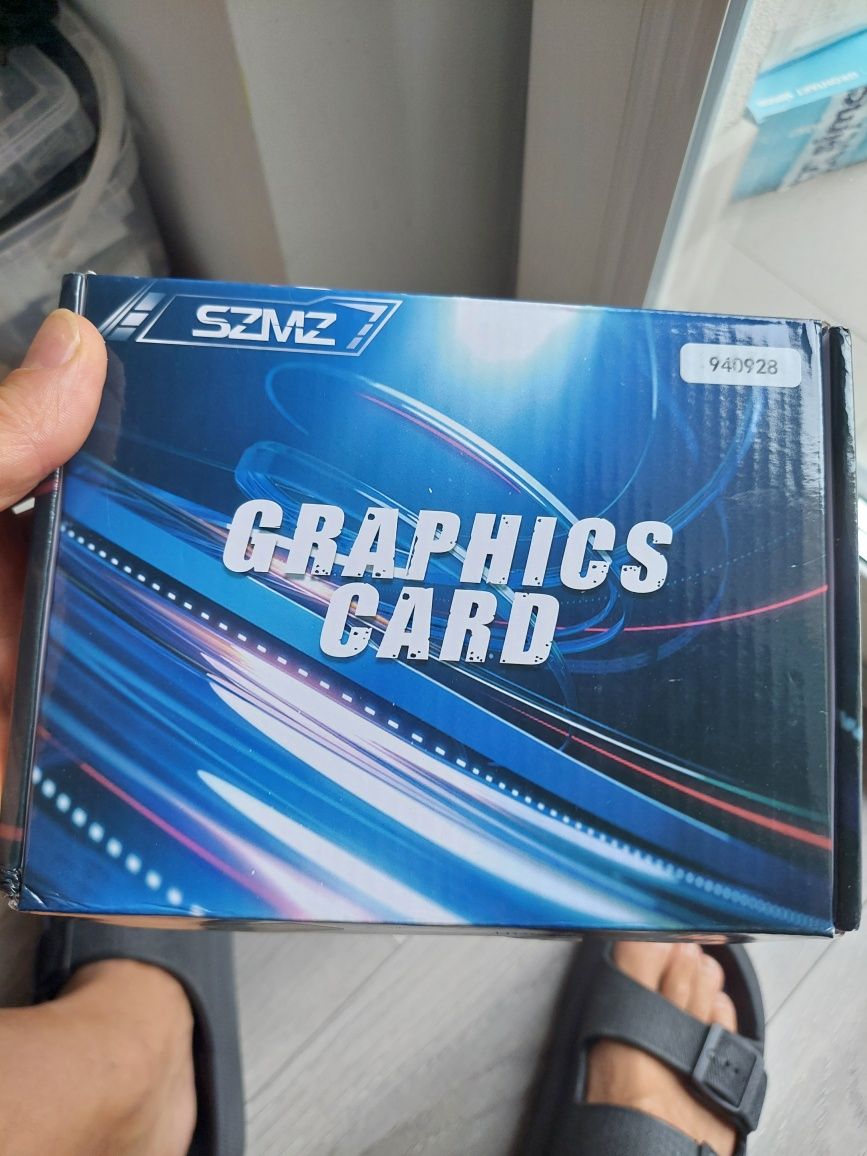 GT730 4 Гб DDR3 128 біт відеокарта з портом HDM
VGA DVI PCI-E2.0 16X к
