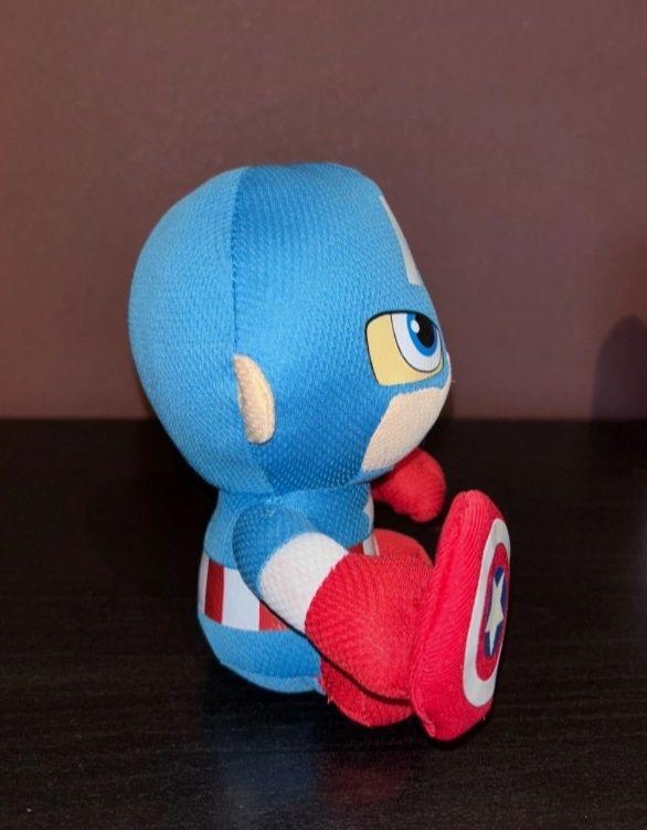 Capitão america peluche (com etiqueta)