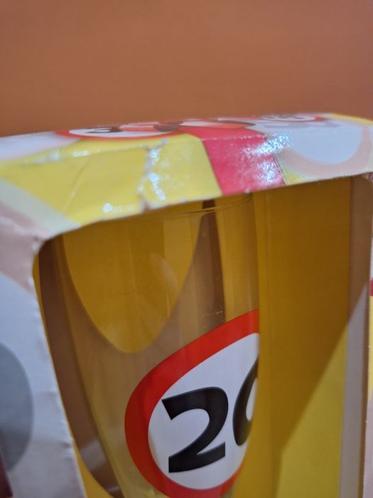 Kieliszek 20 urodziny