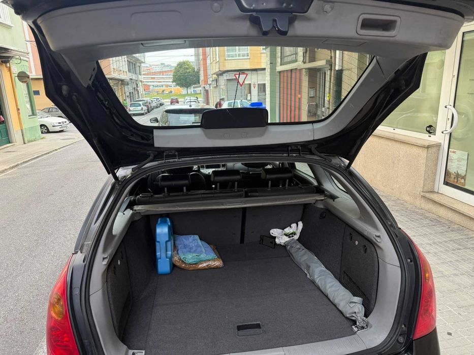 Nissan Primera 1,9 Disel - Carro
