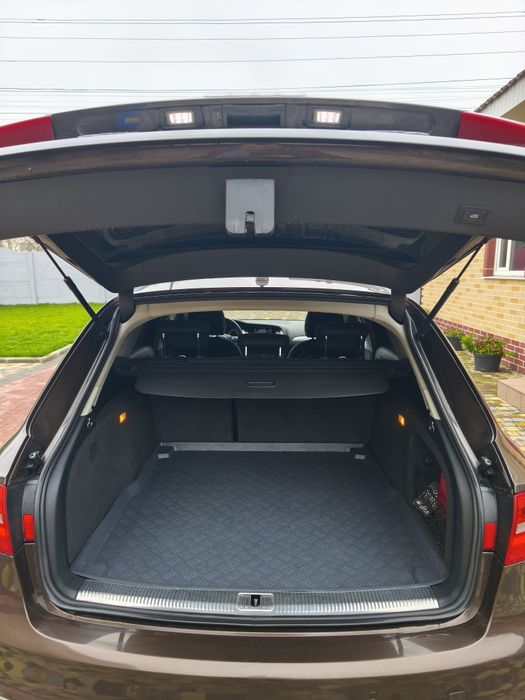 Ауді А4 В8 універсал