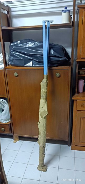 Cama de ferro antiga