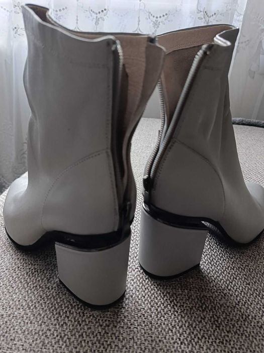 Продам женские полусапожки