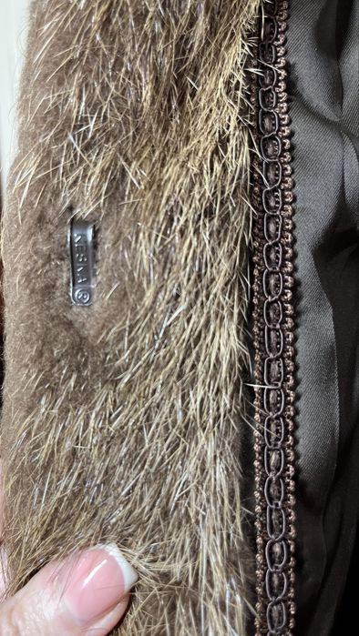 Шуба нутриевая с воротником