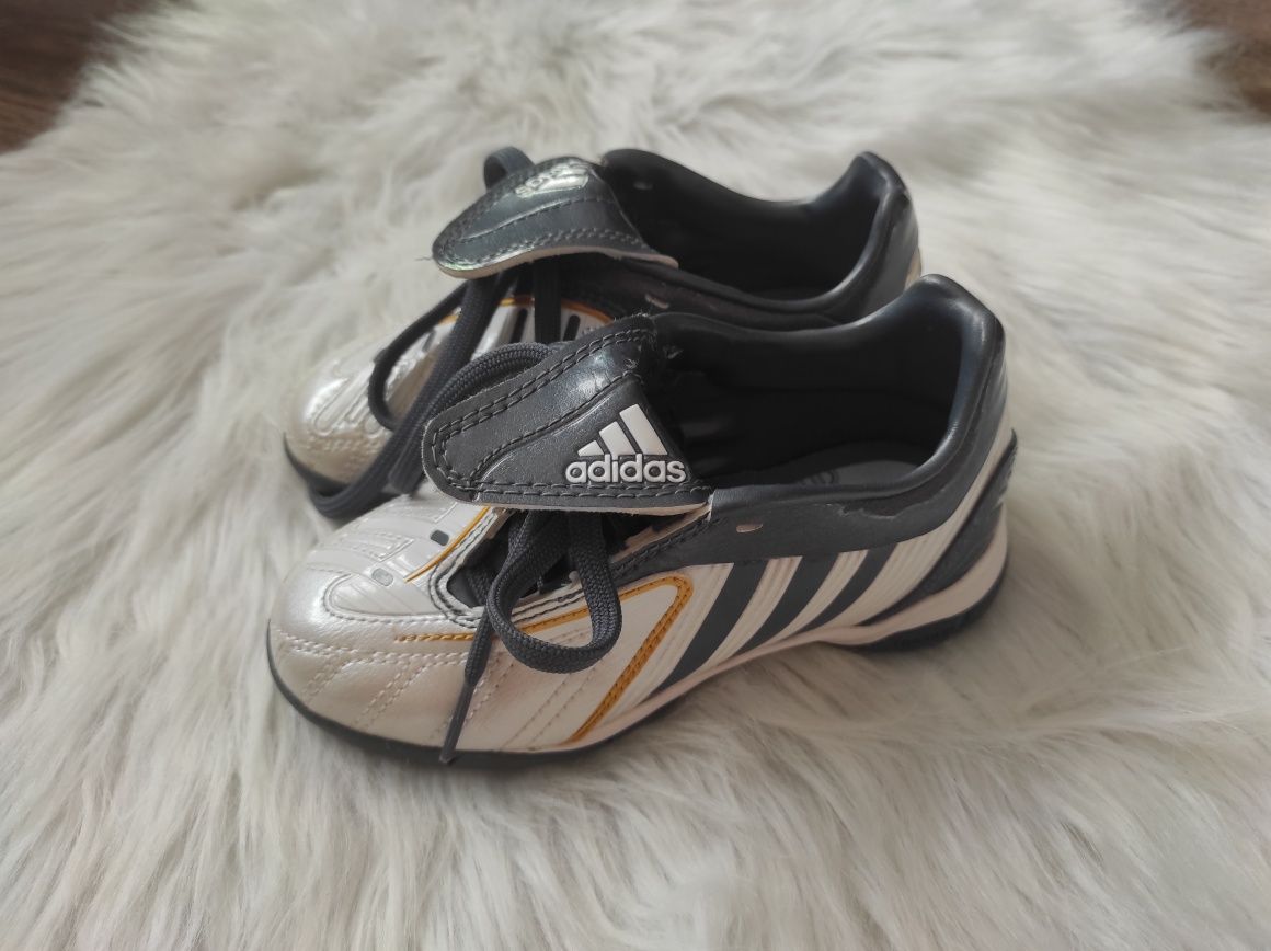 Turfy dziecięce Adidas r.28, dl wkładki +/-17,5cm