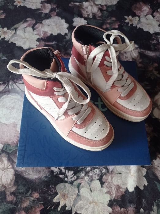Buty dla dziewczynki