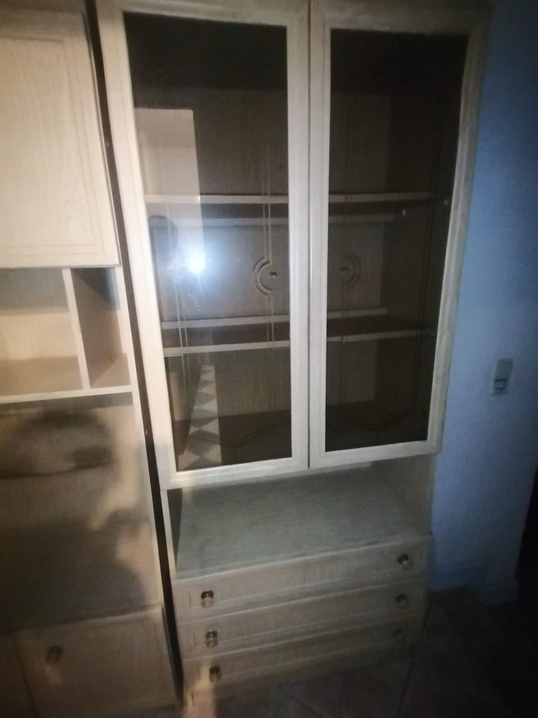 Movel em bom estado