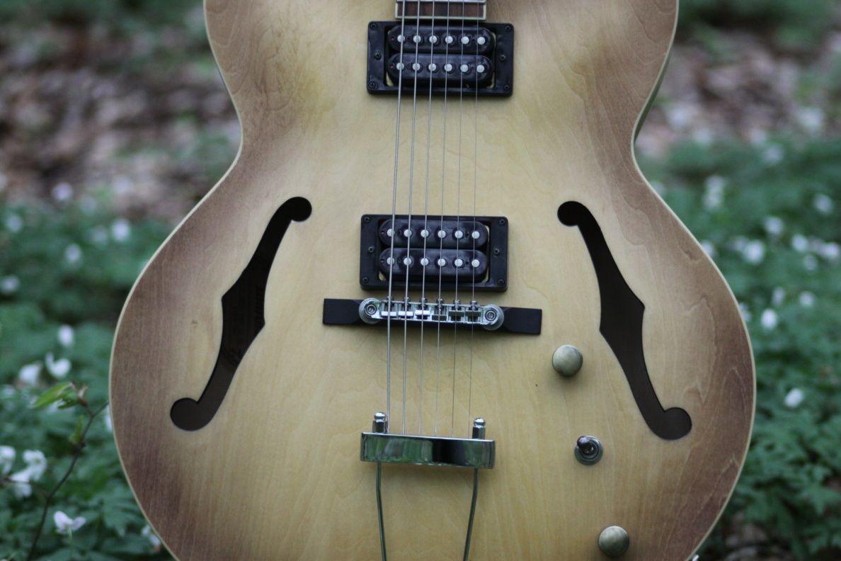 Gitara elektryczna Ibanez Artcore AF-55 Semi-hollow body