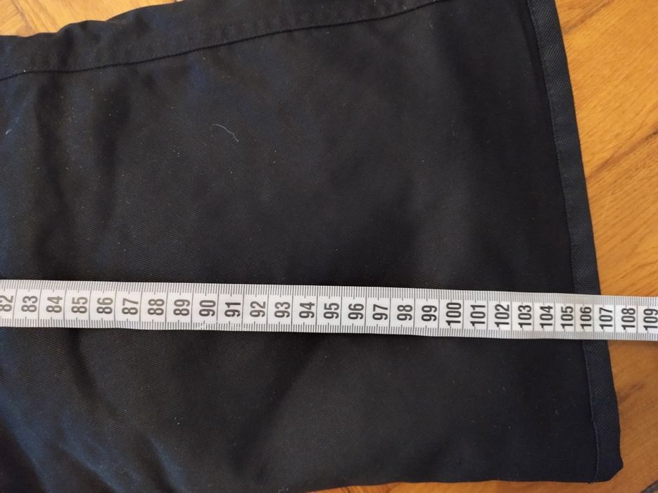 Spodnie narciarskie snowboardowe 4F/FOB r. M czarne damskie 1000

Sp