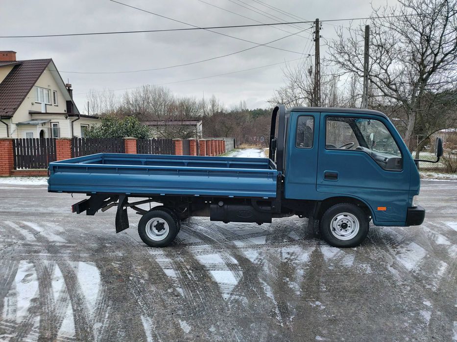 Kia  k2700 kabina