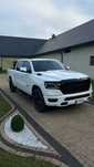 RAM 1500 Bighorn Night edition 5.7 HEMI 4x4 Auto