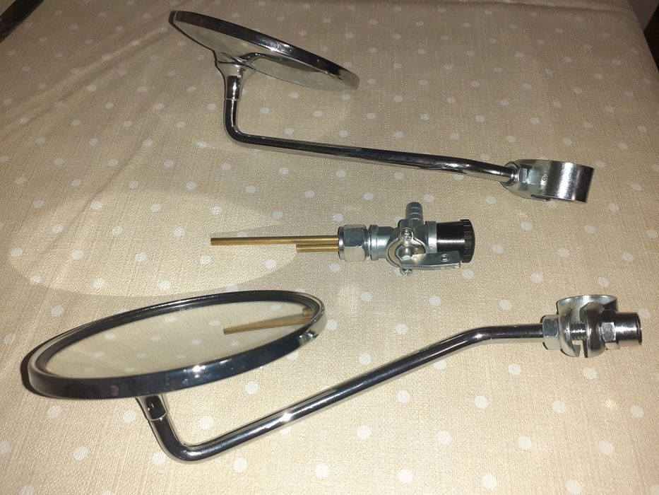 Fabrycznie nowy zestaw kpl lusterek chrom+kranik wsk 125 175 romet kom