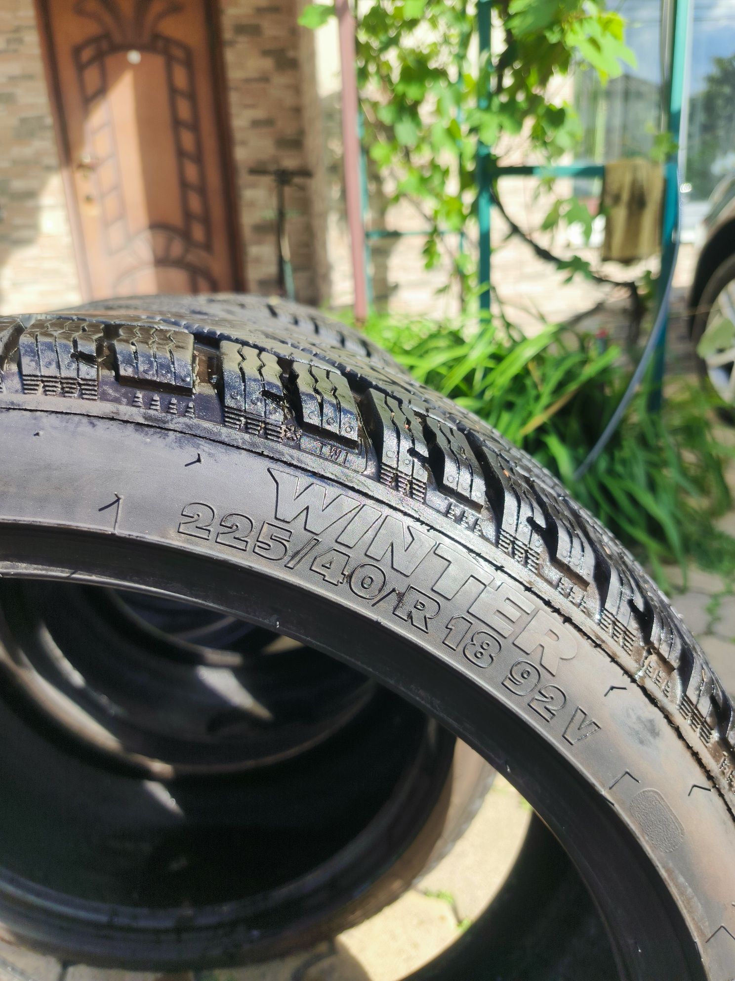 225/40 R18 шины зима
