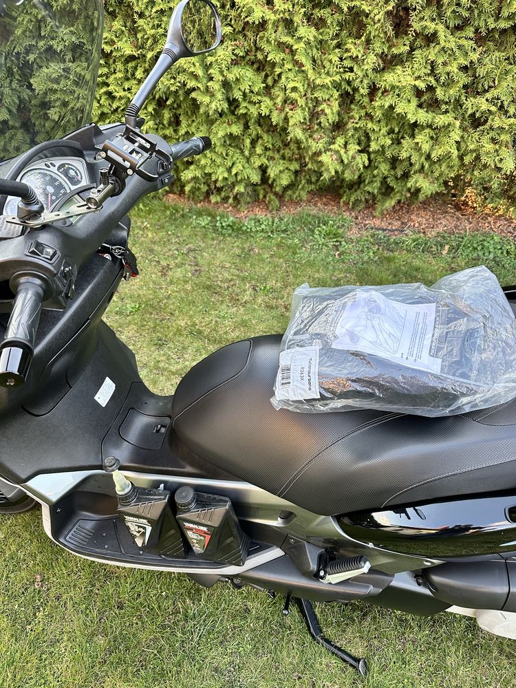 Yamaha X-Max 250 - 2008r Salon Polska kat A plus dodatki