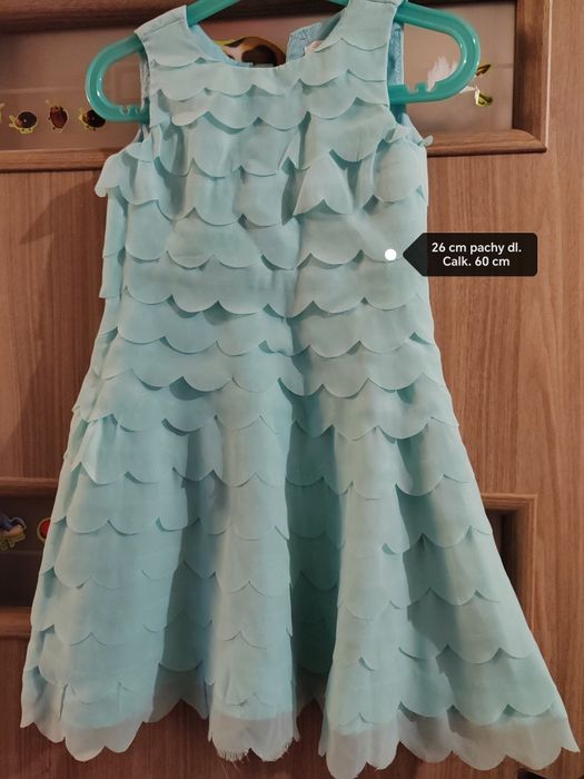 98.Fajna mietowa zwiewna sukienka