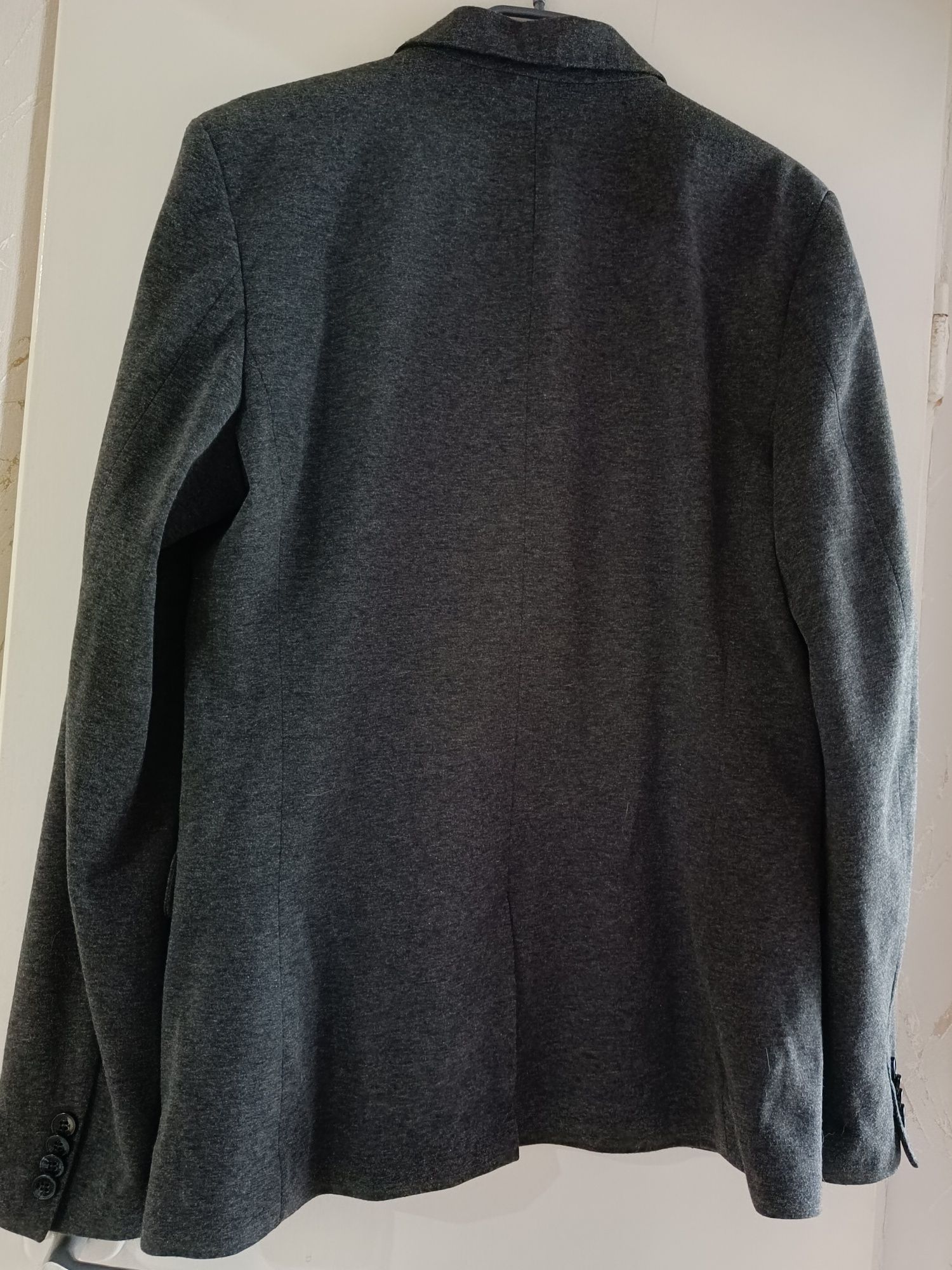 Męska marynarka pull&bear