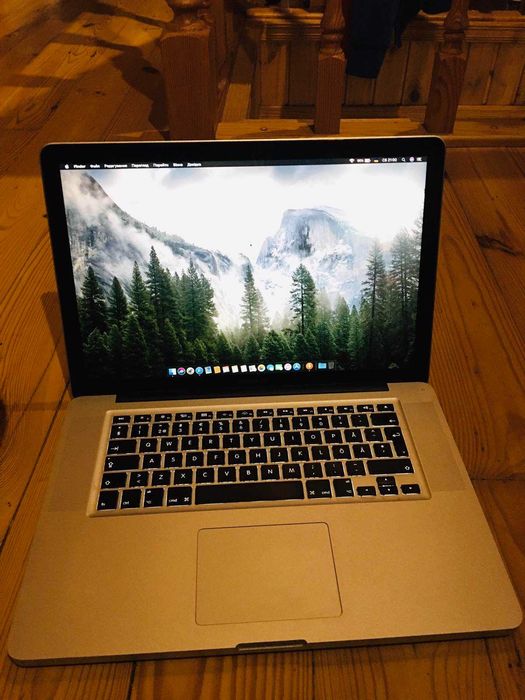 Топ MacBook Pro 15.4" Intel I7, 8GB, 512GB. Идеал.