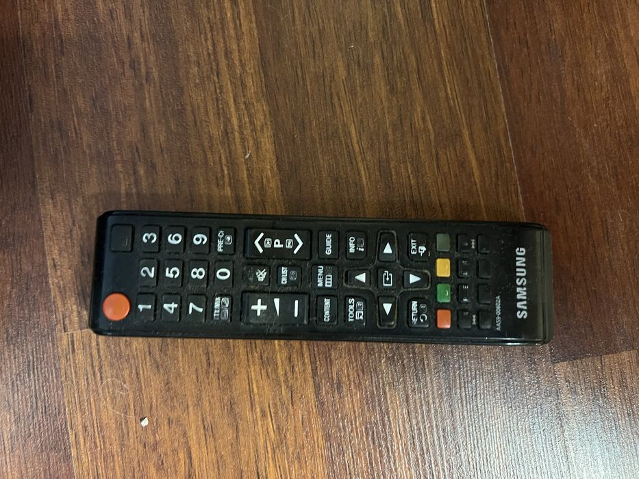 Телевізор Samsung діагональ 32 реальному покупцю адекватний торг