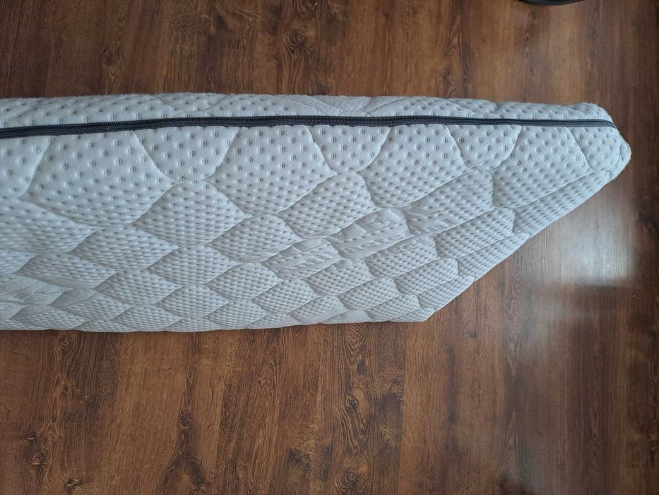 Materac do lożeczka dziecięcego 120x60 Beticco z jonami srebra