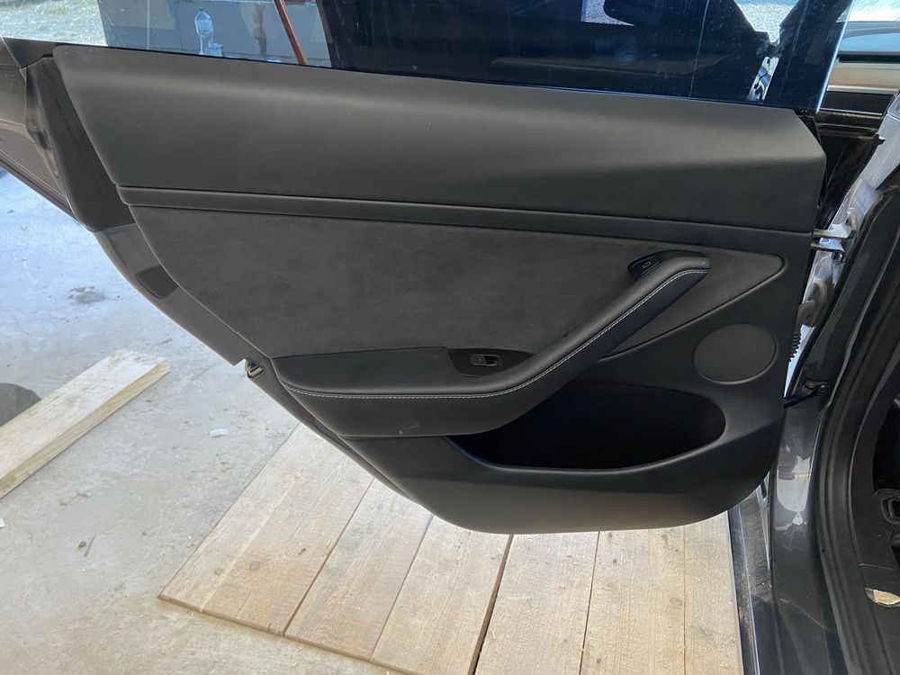 Карти дверей Тесла 3 / Y Tesla model 3 / Y задні та передні Model Y