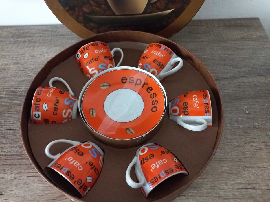 2 conjuntos de café