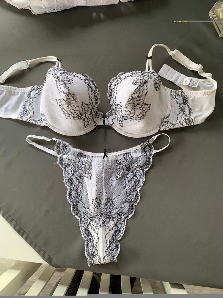 Komplet bielizny Marks & Spencer 38 DD 85 DD