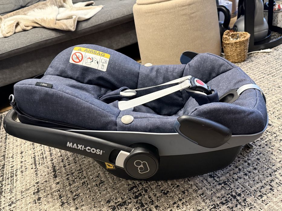 Fotelik samochodowy Maxi-Cosi Pebble Pro + baza ISOFIX 2wayFix 0-13kg