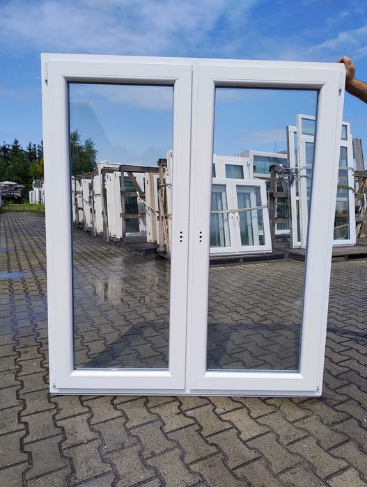 Okno 140x166 Używane białe