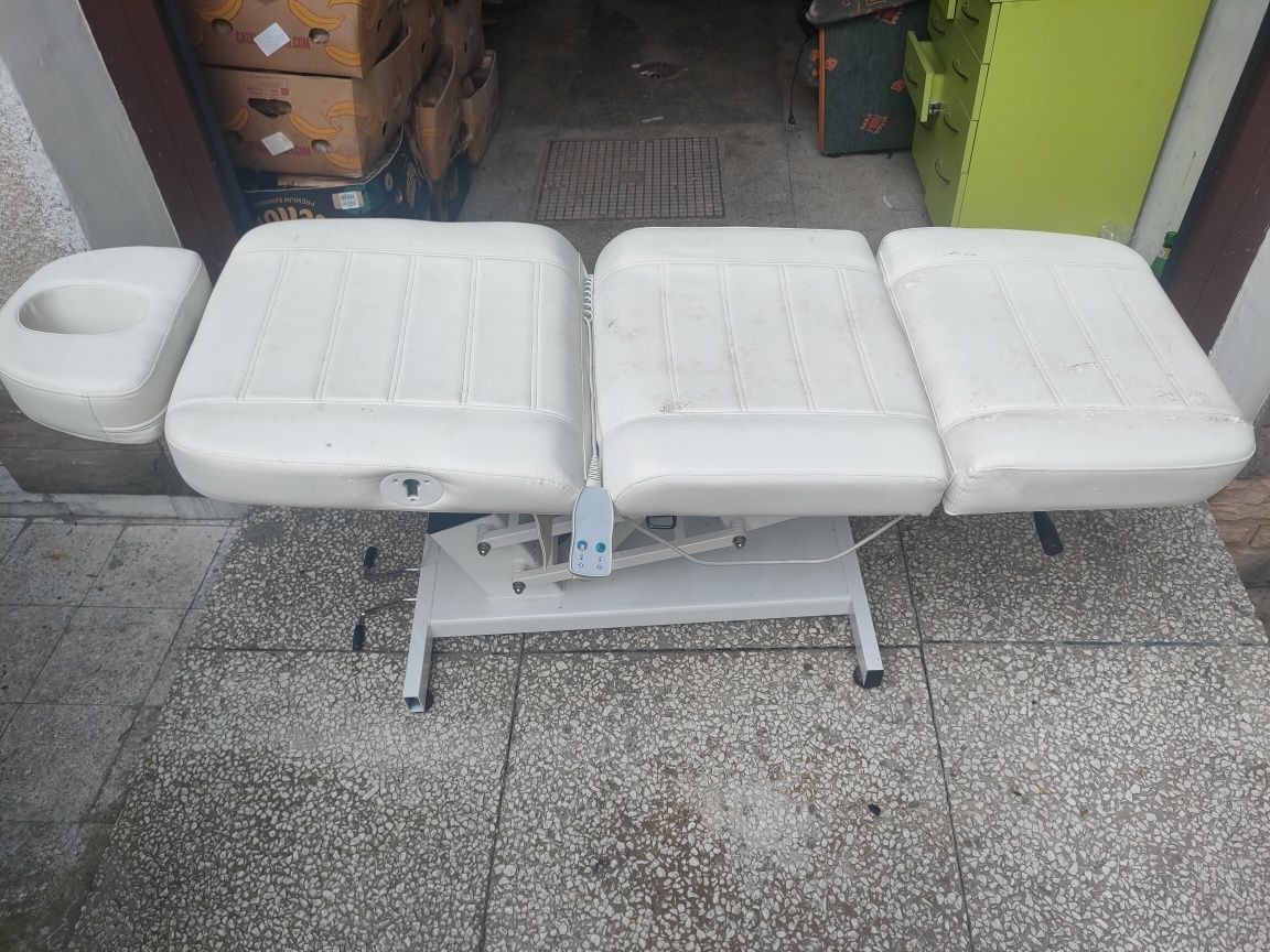 Łóżko kosmetyczne elektryczne