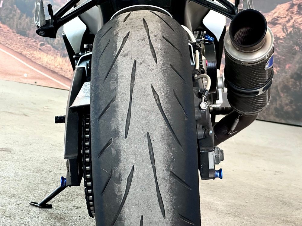 Suzuki Gsxr 600 K9 r