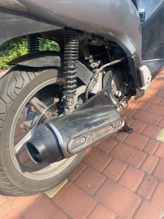 Продам скутер Хонда sh 125