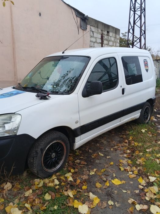 Продам автомобиль Ситроен Берлинго