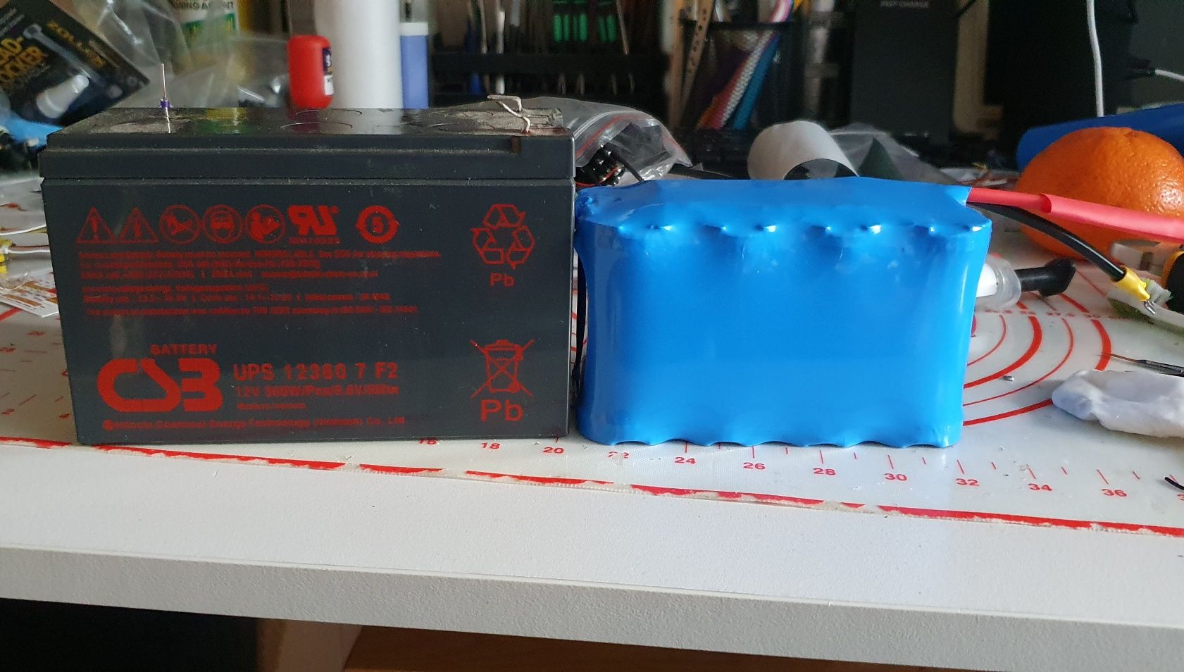 ИБП APC Back-ups es700 lifepo4