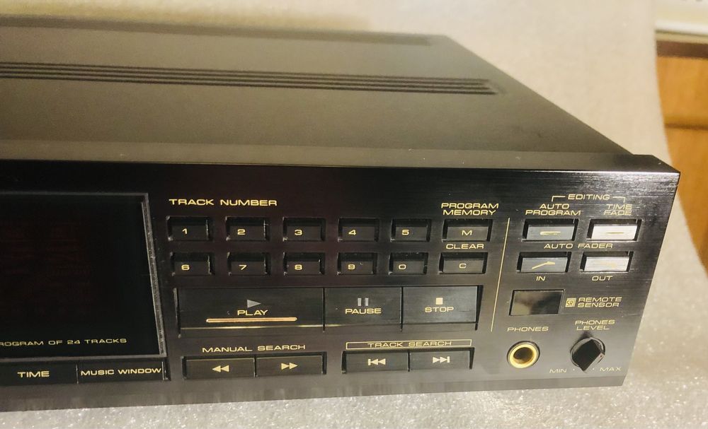 СД проигрыватель Pioneer pd7070