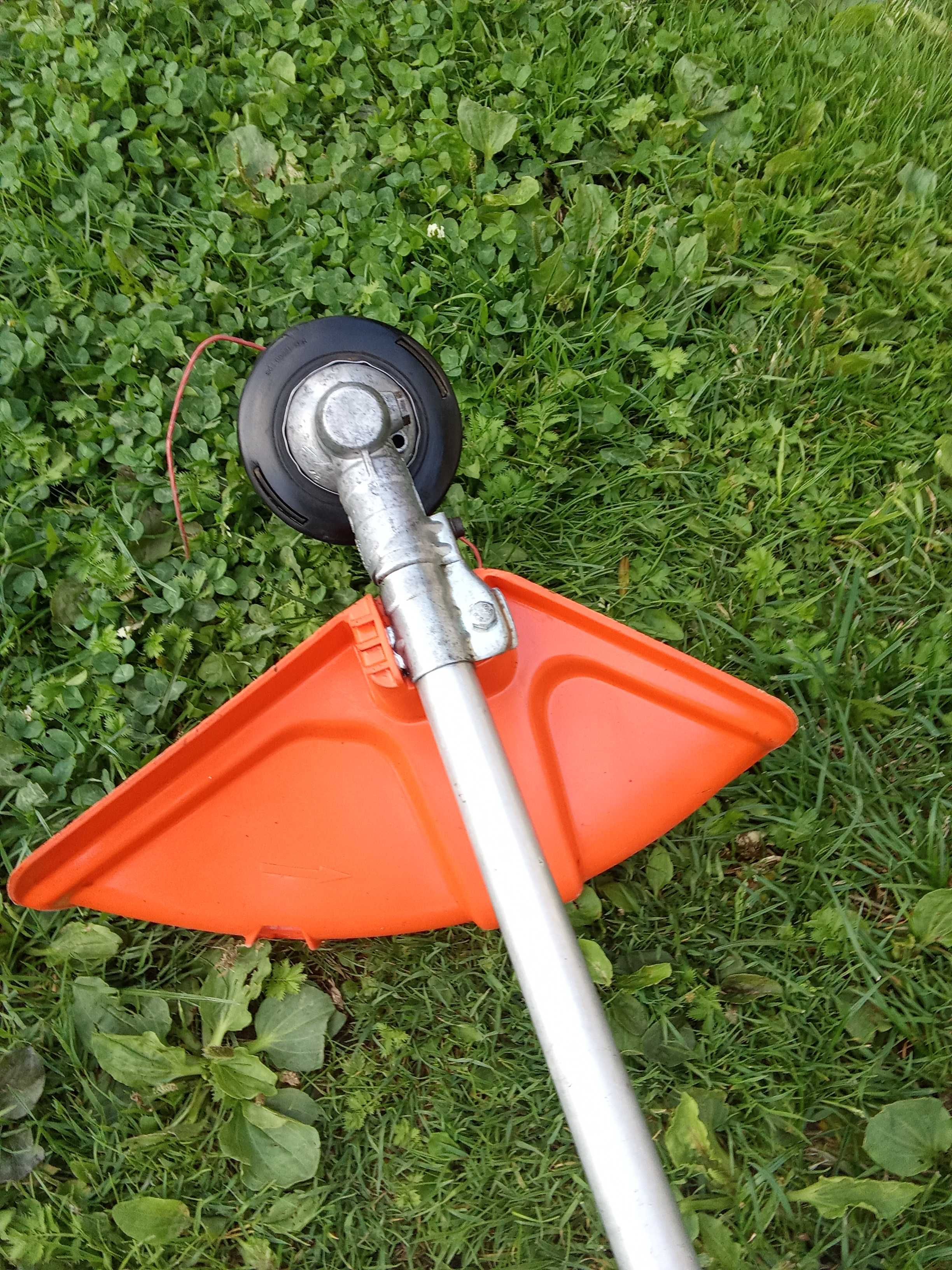 Kosa spalinowa Husqvarna 323 r