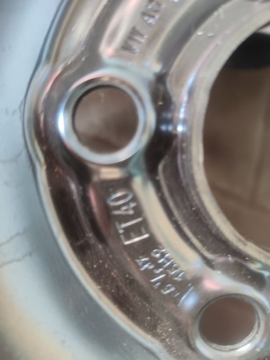 Диски металеві r15 skoda fabia тур 5.100 нові